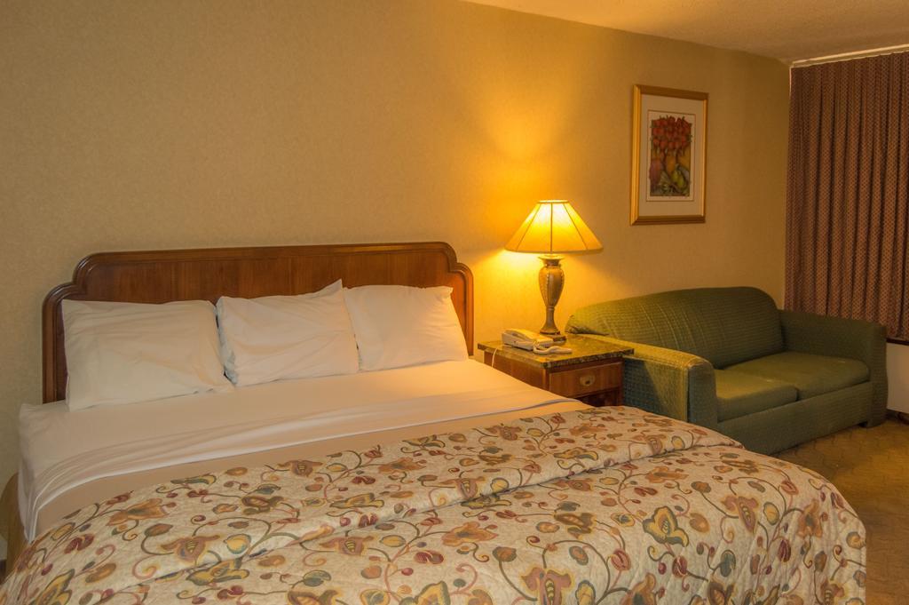 Executive Inn Hotel And Conference Center ลอว์ตัน ห้อง รูปภาพ
